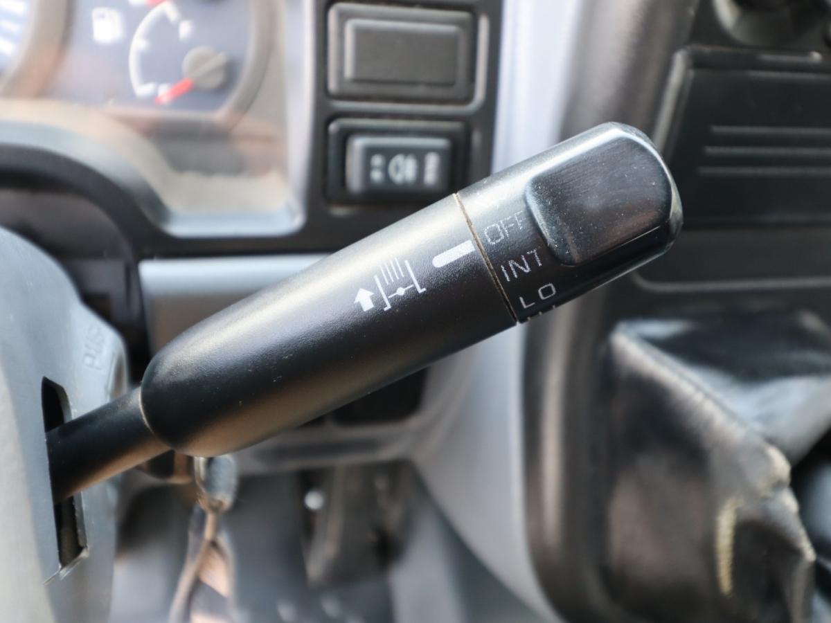 mitsubishi-canter-2010-diesel-2998cc