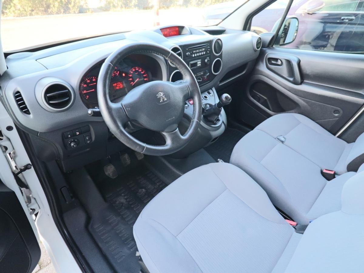 peugeot-partner-2015-diesel-1560cc