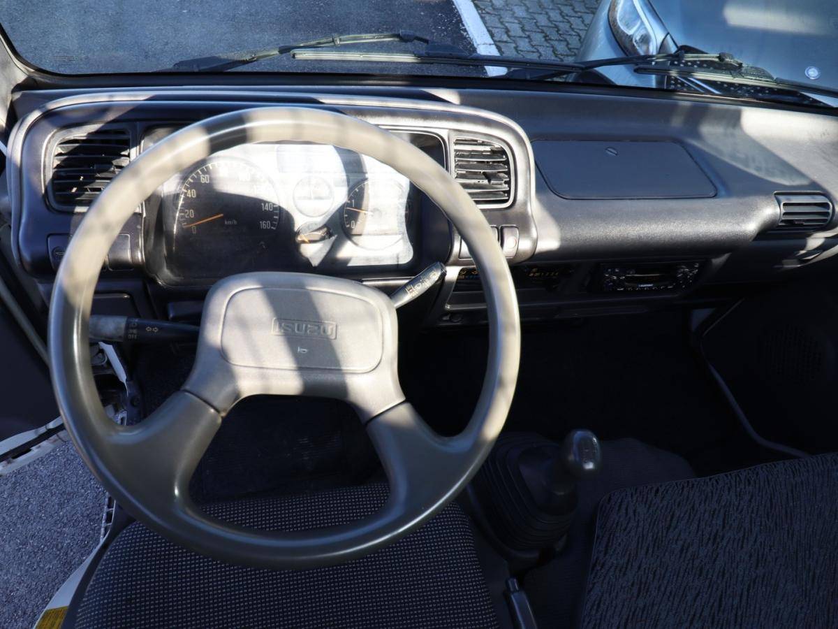 isuzu-n-series-2001-diesel-2771cc