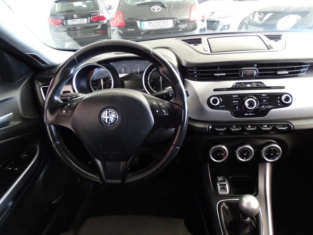 alfa-romeo-giulietta-2011-diesel-1598cc