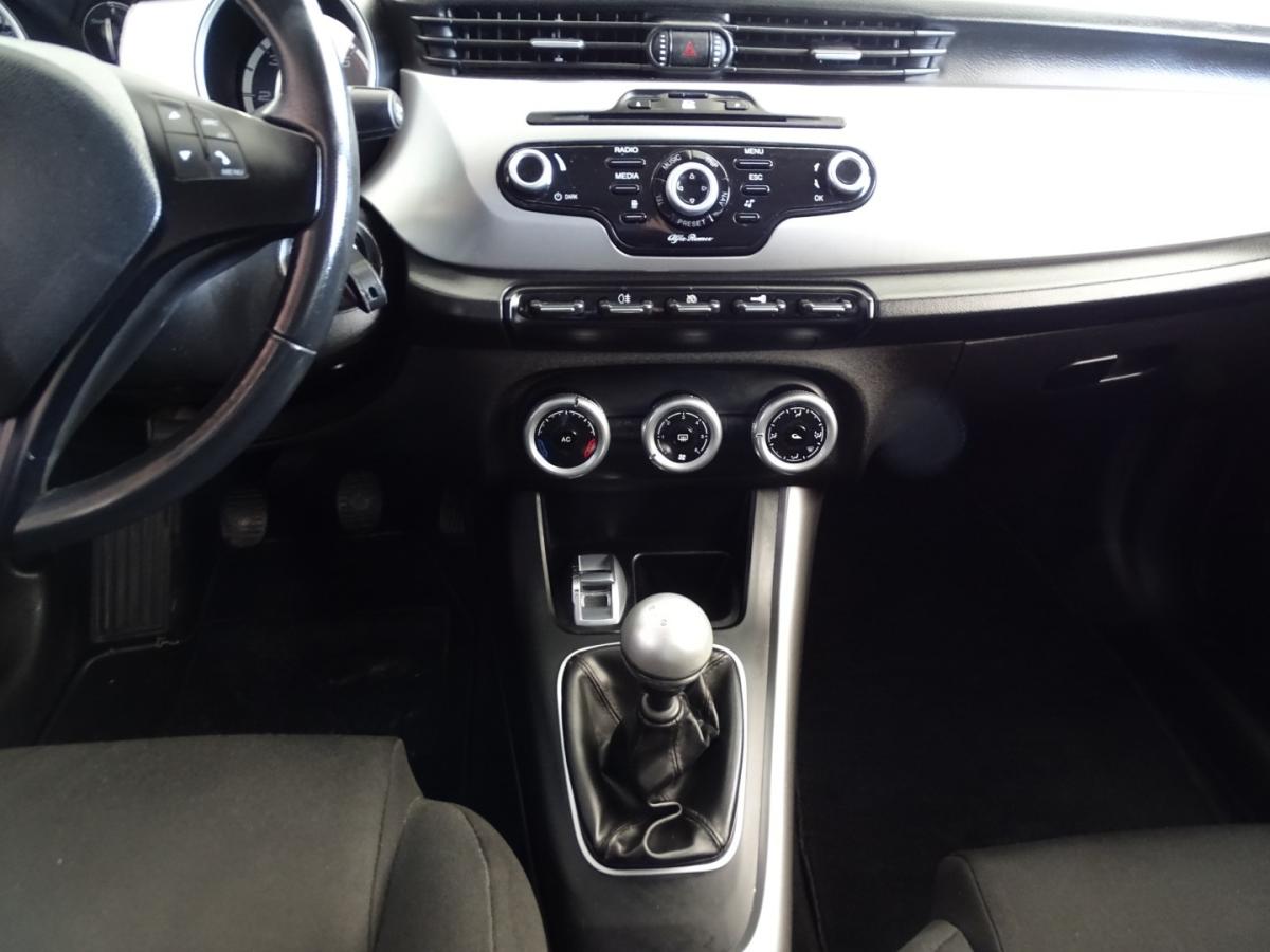 alfa-romeo-giulietta-2011-diesel-1598cc
