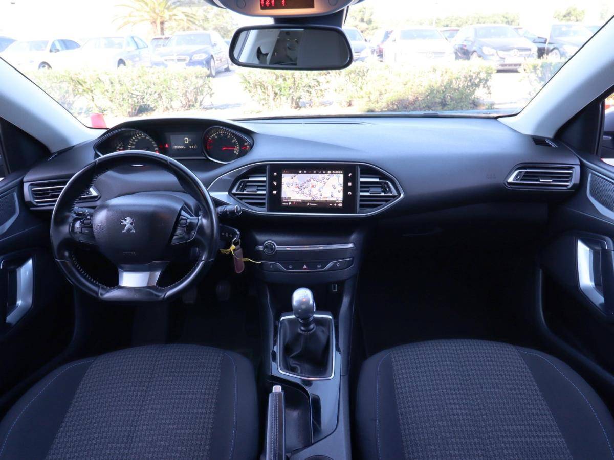 peugeot-308-sw-2018-gasolina-1199cc