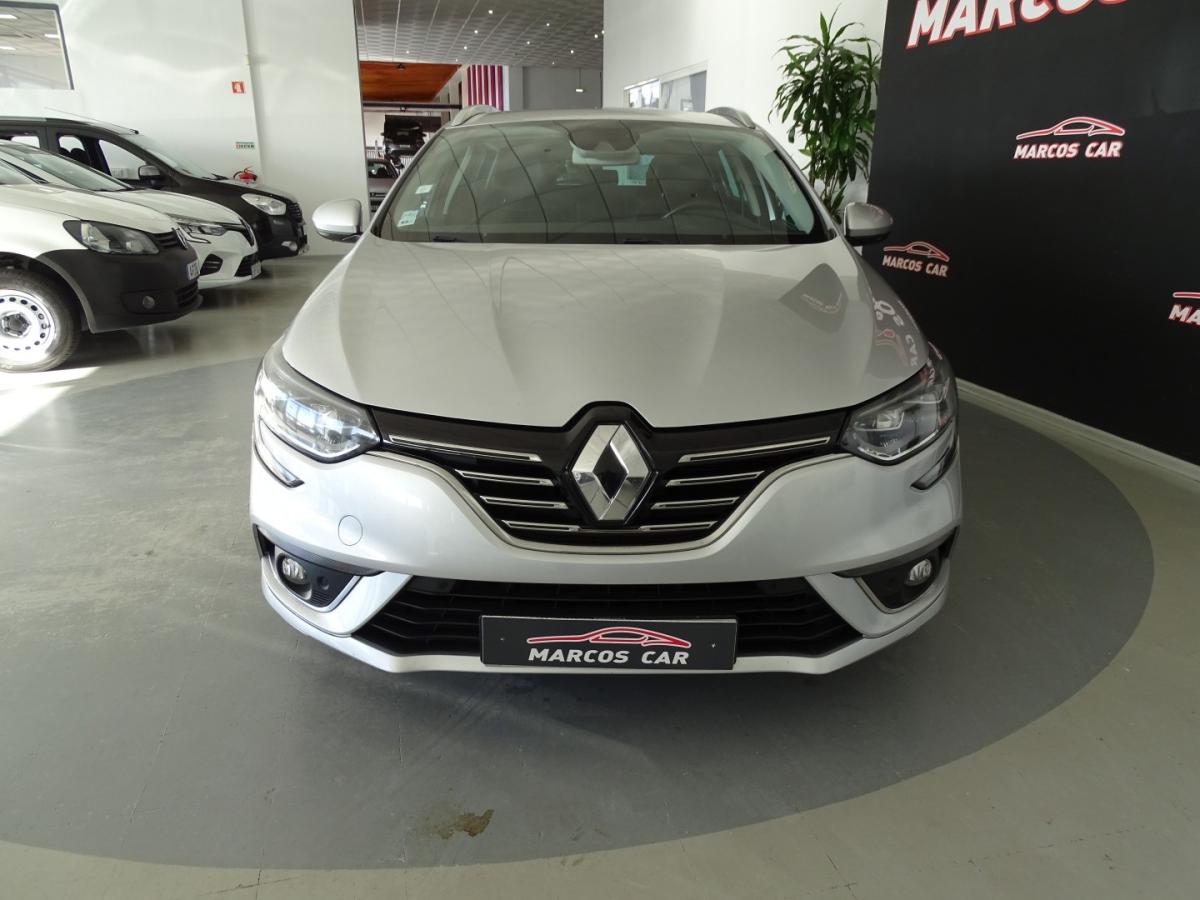 renault-megane-sport-tourer-2018-diesel-1598cc