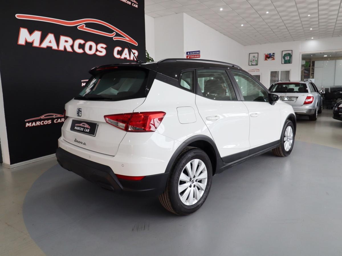 seat-arona-2023-gasolina-999cc