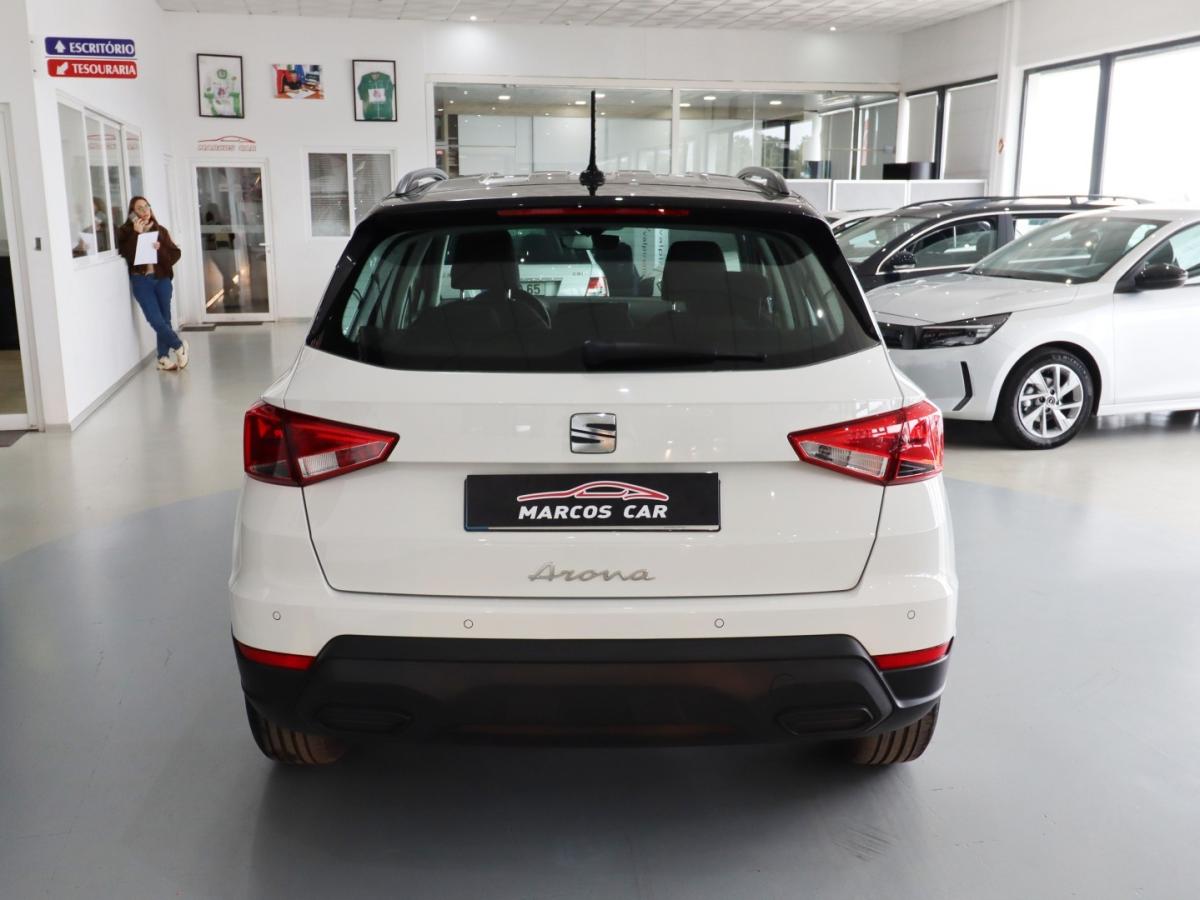 seat-arona-2023-gasolina-999cc
