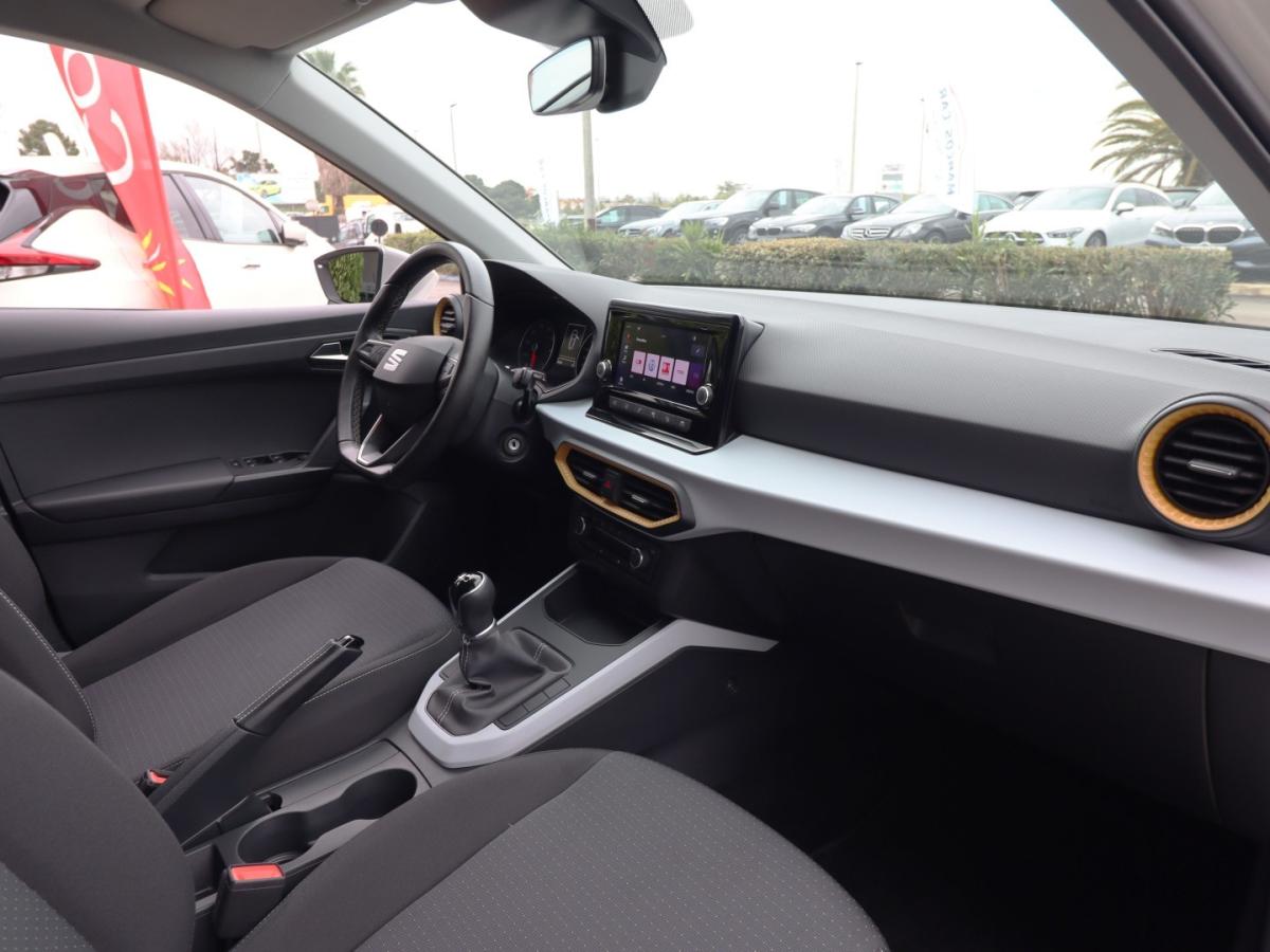 seat-arona-2023-gasolina-999cc