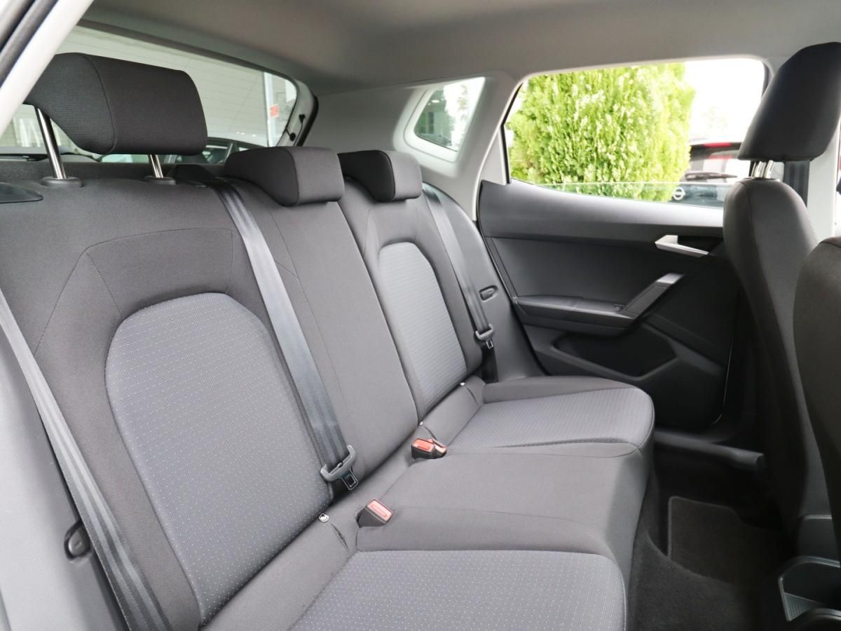 seat-arona-2023-gasolina-999cc