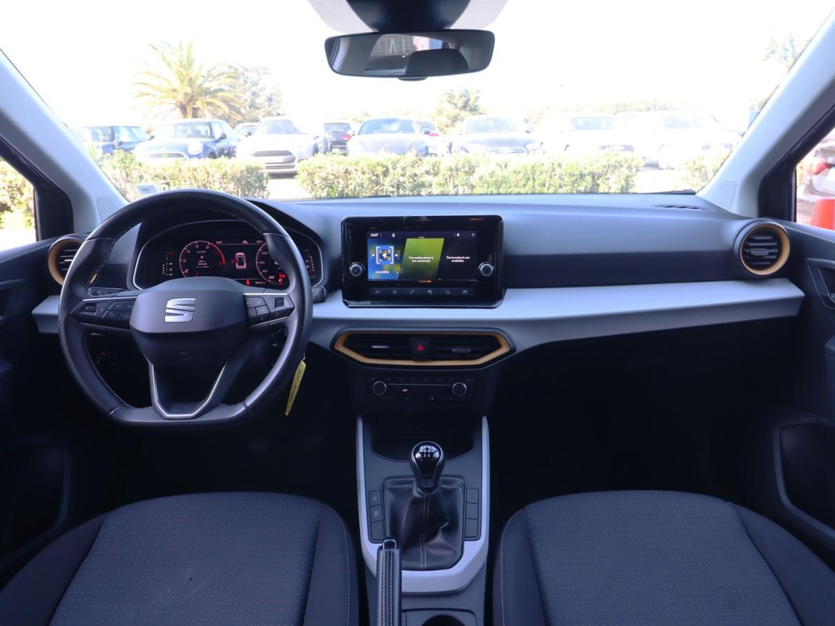 seat-arona-2023-gasolina-999cc