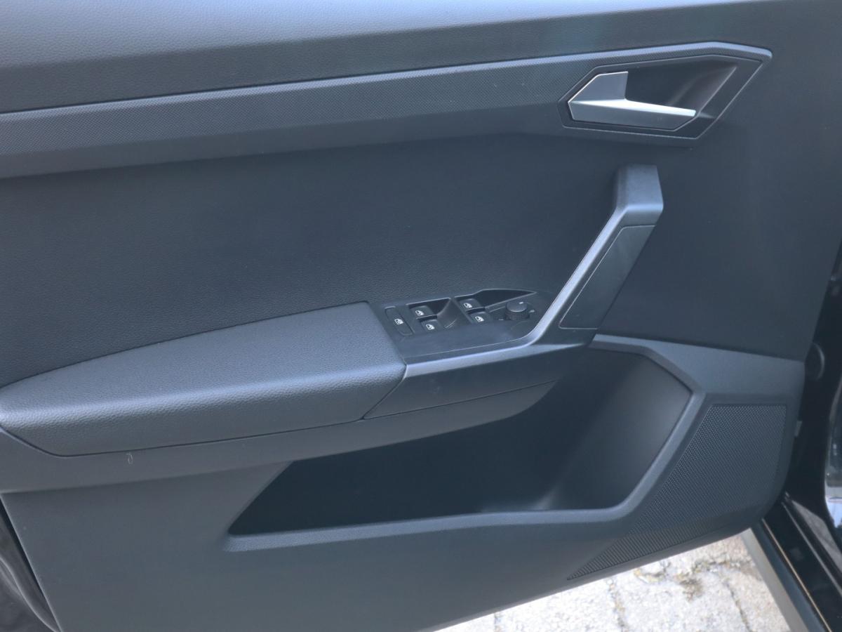 seat-arona-2023-gasolina-999cc