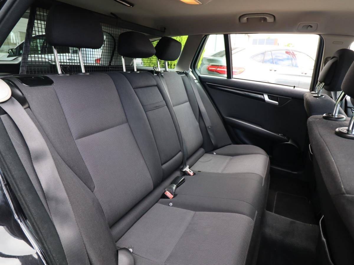 mercedes-benz-classe-c-2011-diesel-2148cc