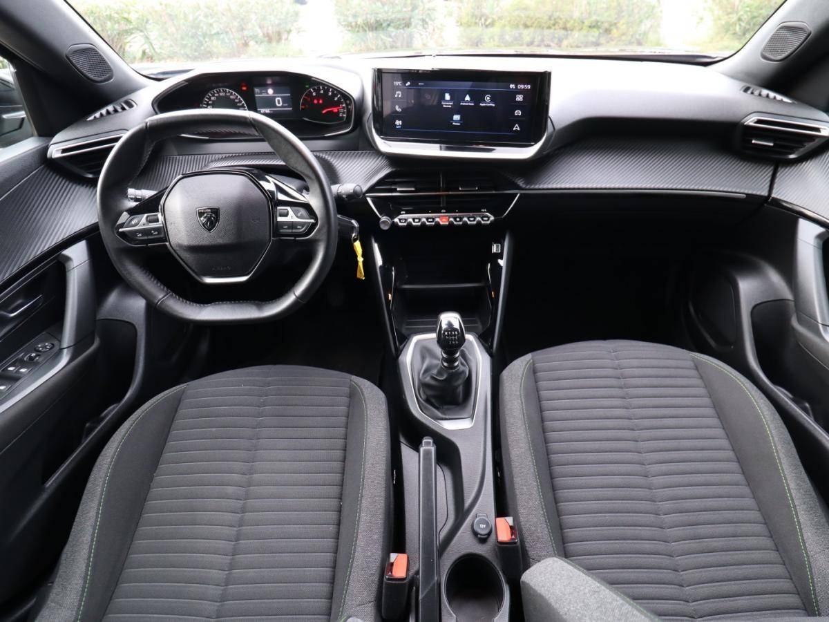 peugeot-2008-2023-gasolina-1199cc