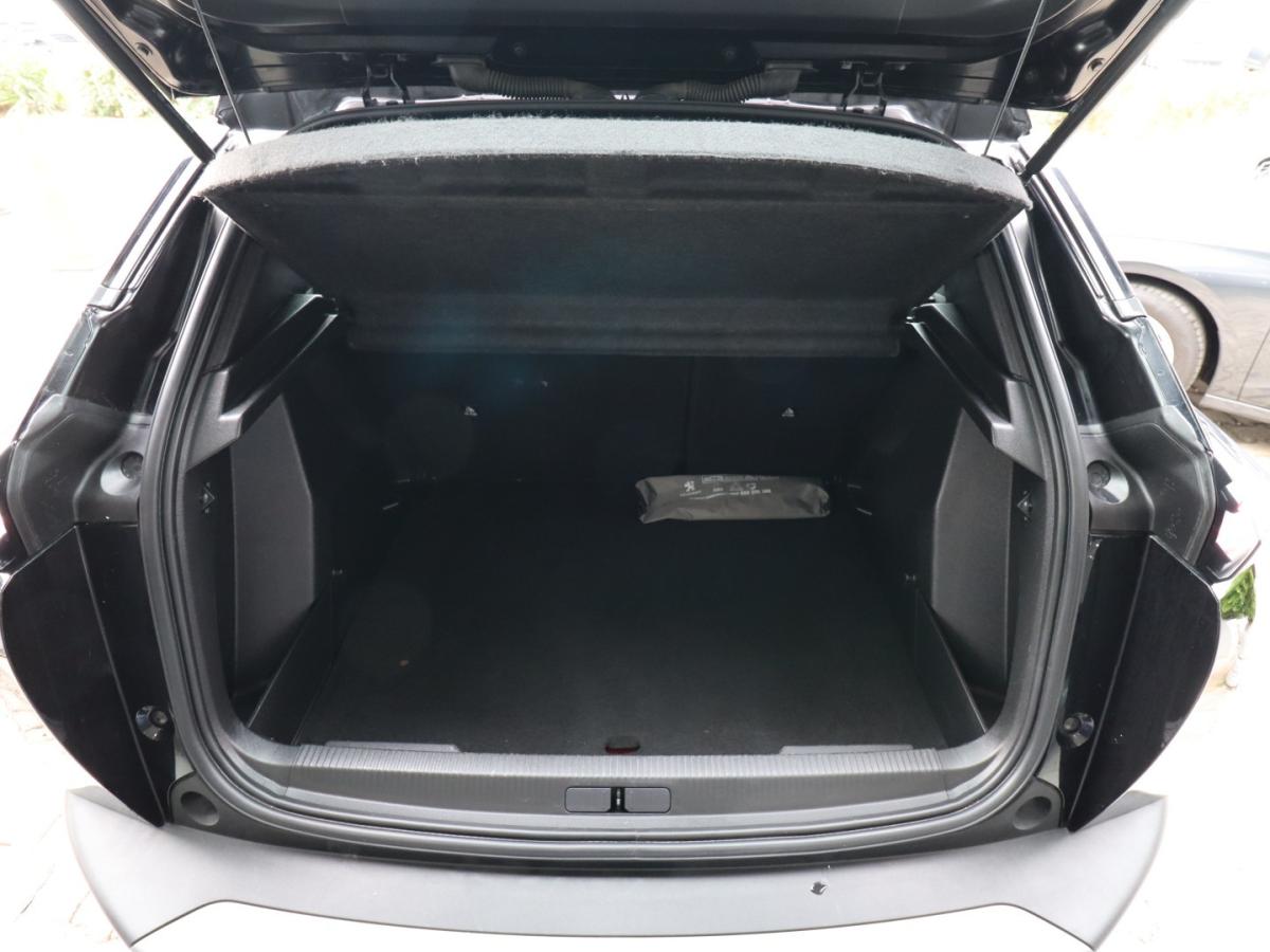 peugeot-2008-2023-gasolina-1199cc