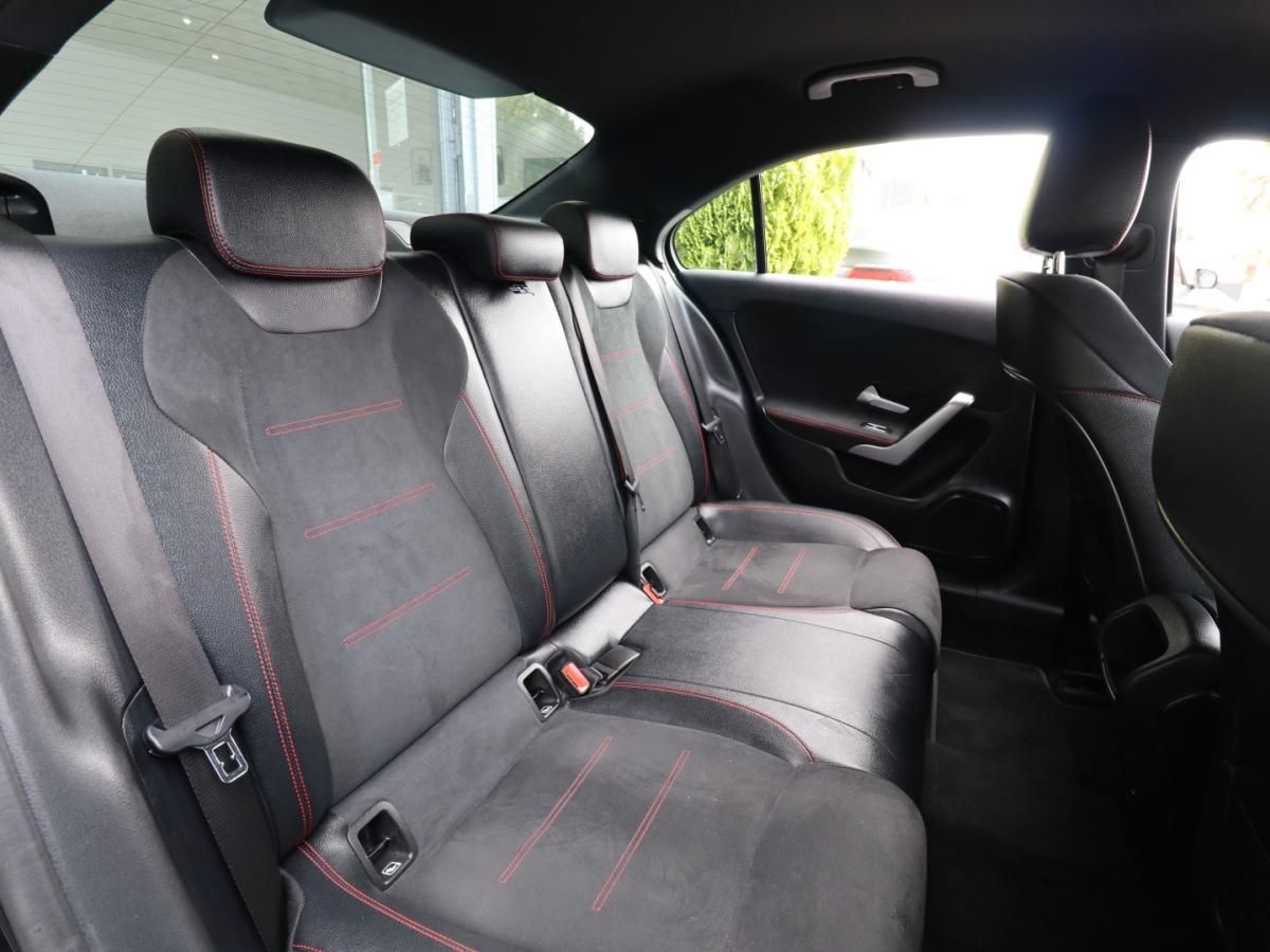 mercedes-benz-classe-a-2022-hibrido-1332cc