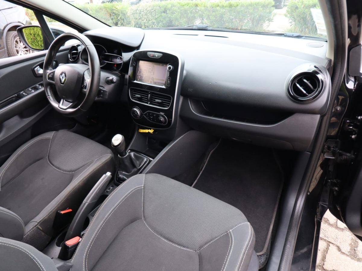 renault-clio-sport-tourer-2017-diesel-1461cc