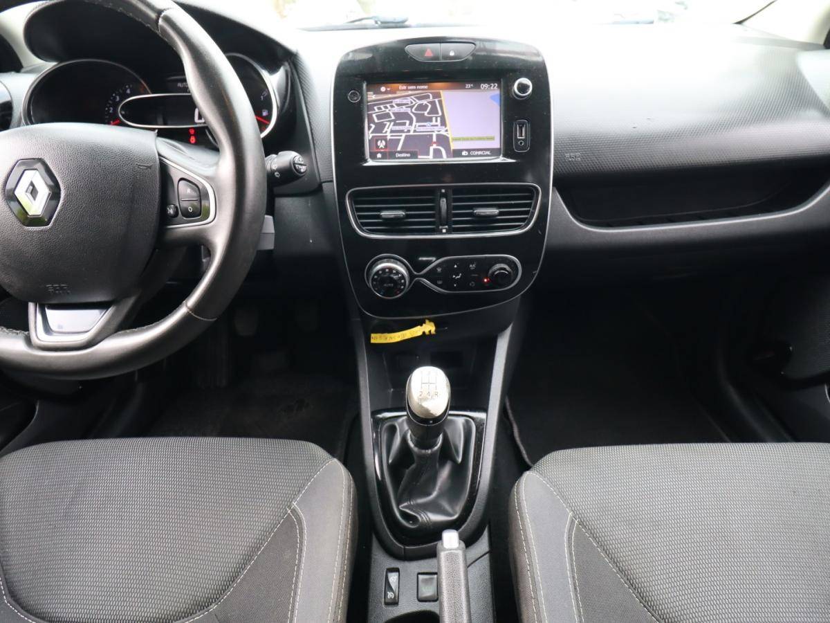 renault-clio-sport-tourer-2017-diesel-1461cc