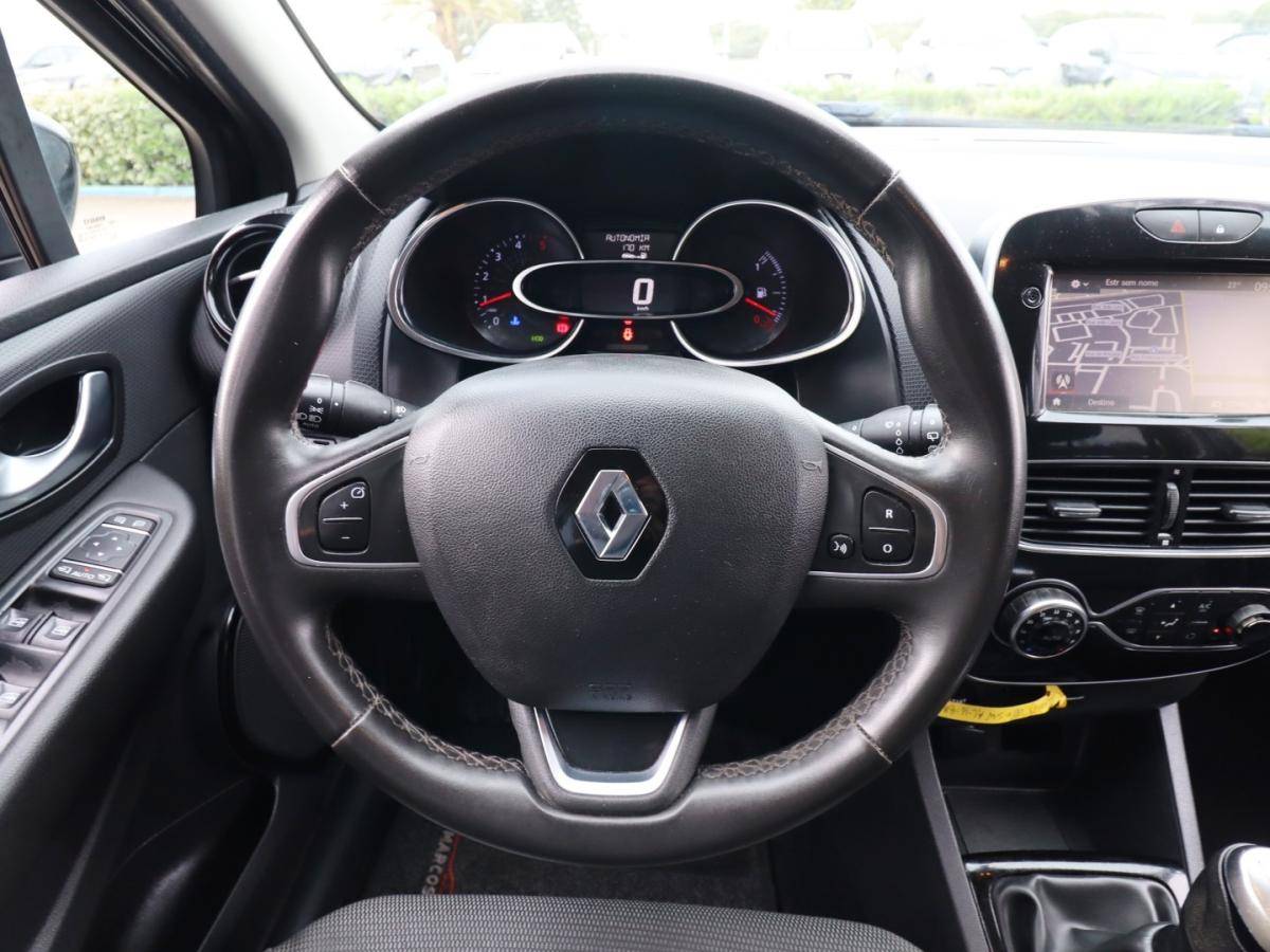 renault-clio-sport-tourer-2017-diesel-1461cc
