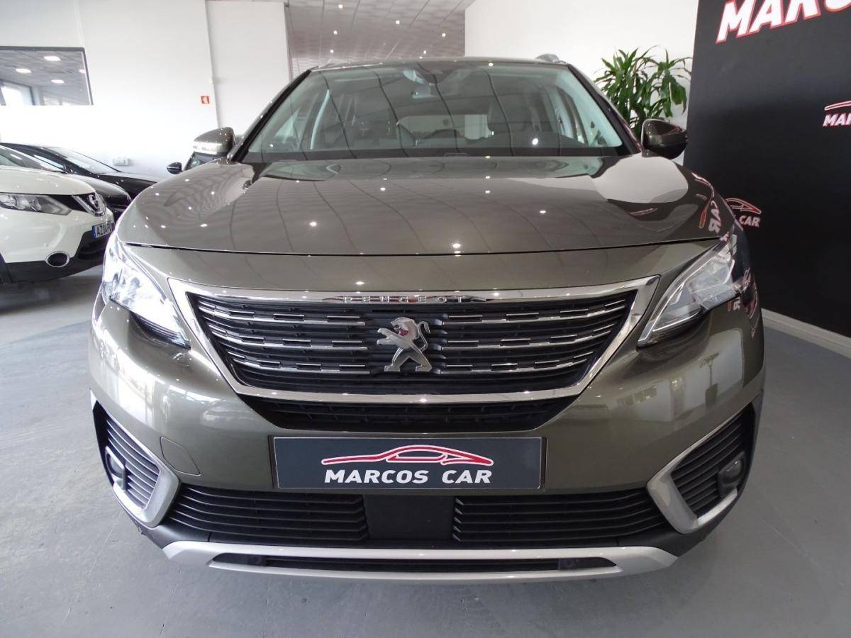 peugeot-5008-2018-diesel-1499cc