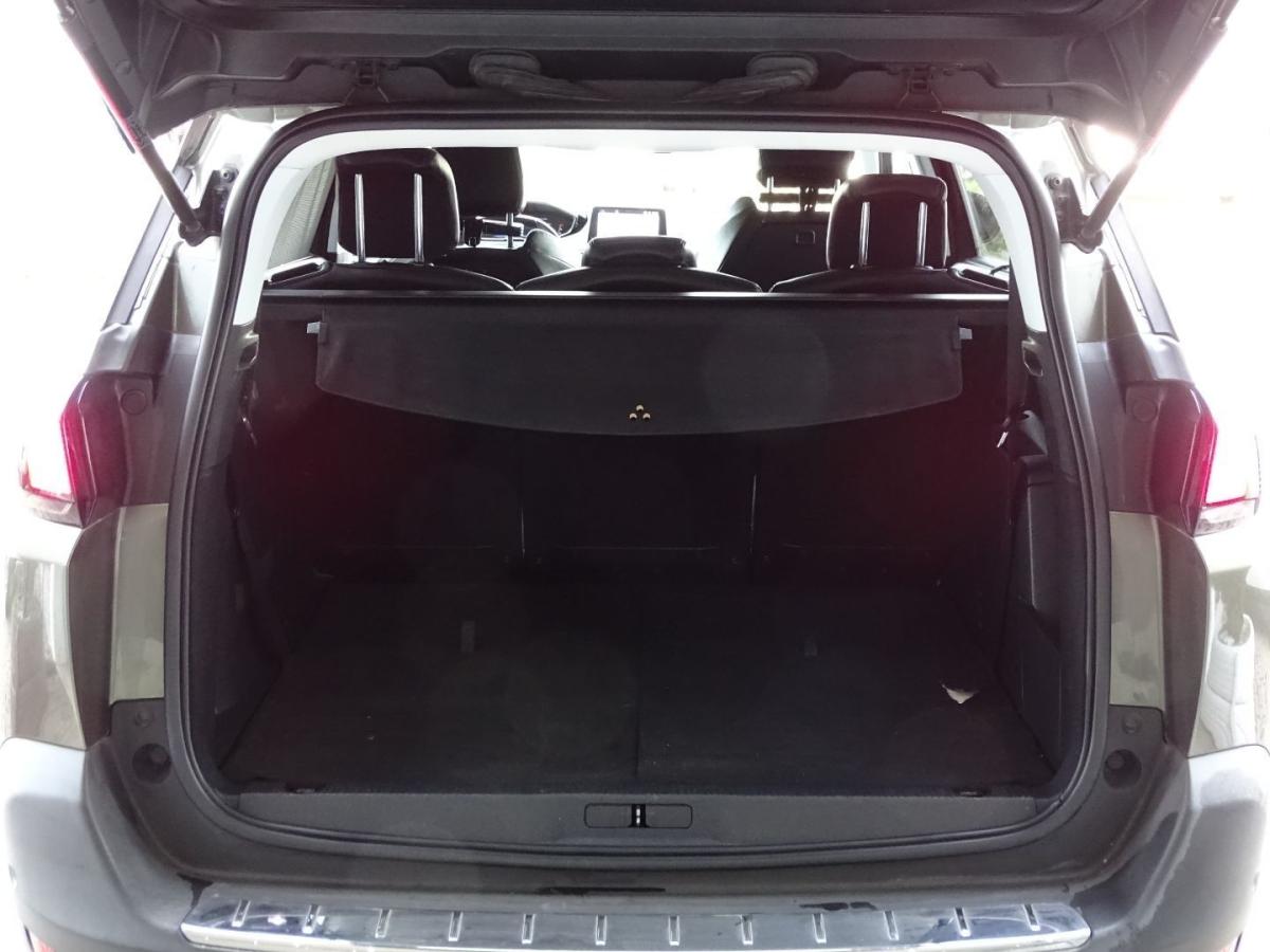 peugeot-5008-2018-diesel-1499cc