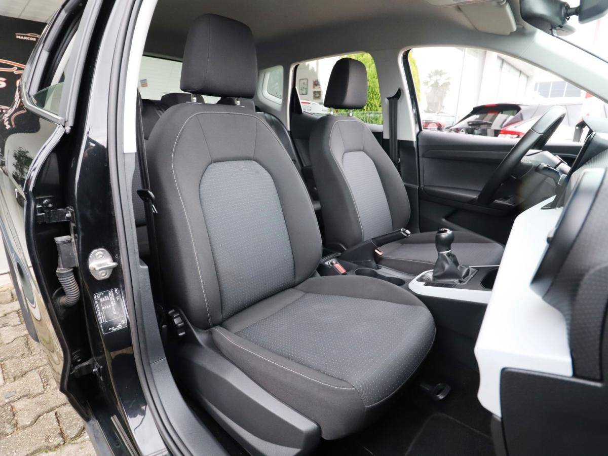 seat-arona-2023-gasolina-999cc