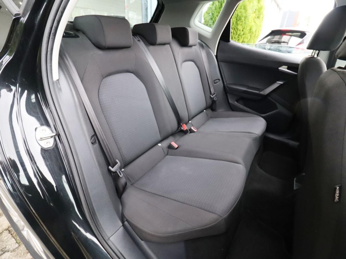 seat-arona-2023-gasolina-999cc
