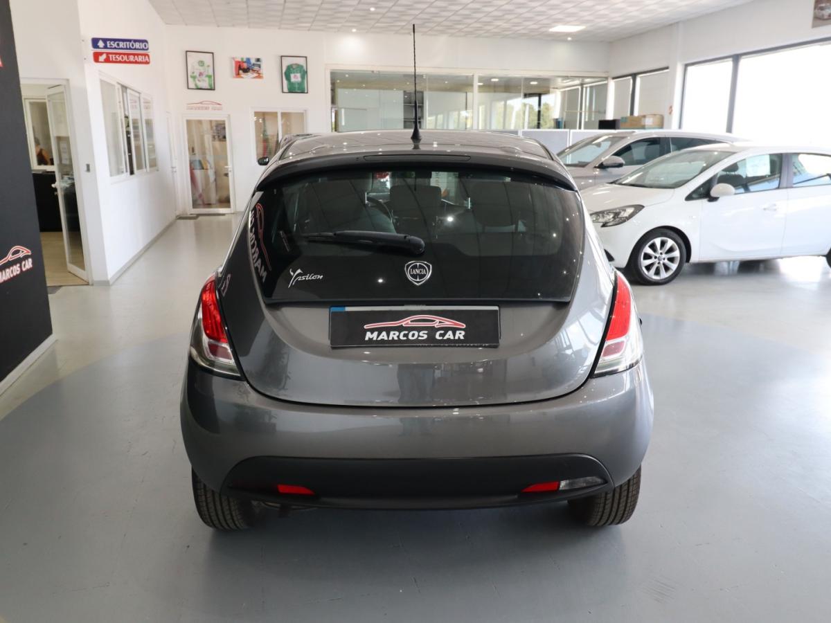 lancia-ypsilon-2013-gasolina-1242cc