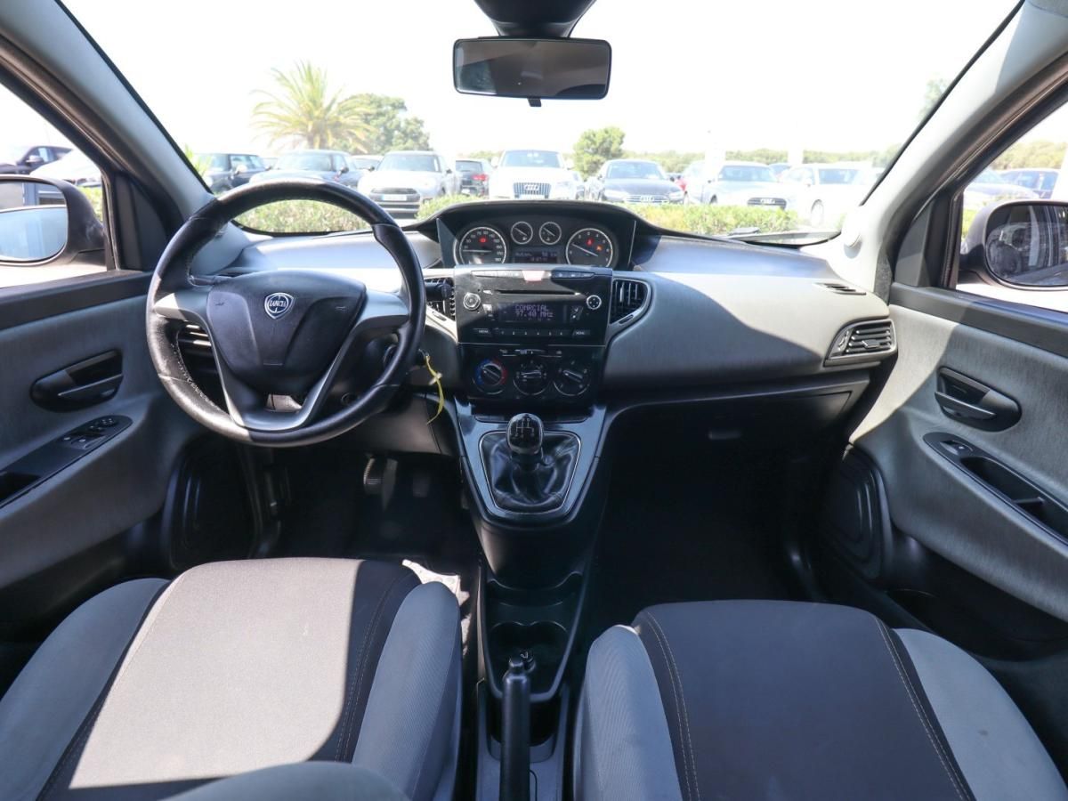 lancia-ypsilon-2013-gasolina-1242cc