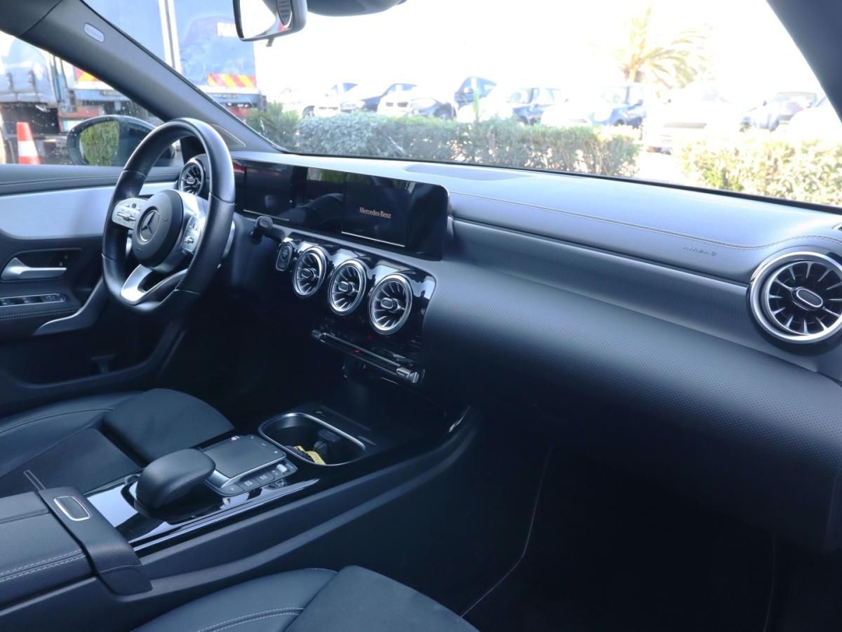 mercedes-benz-classe-a-2021-hibrido-1332cc