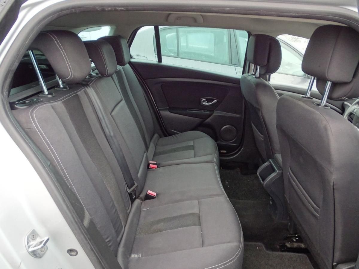 renault-megane-sport-tourer-2010-diesel-1461cc