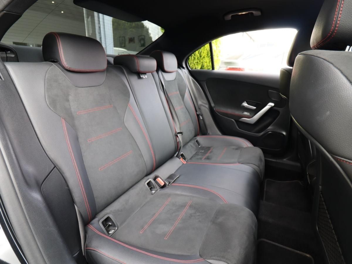 mercedes-benz-classe-a-2020-hibrido-1332cc