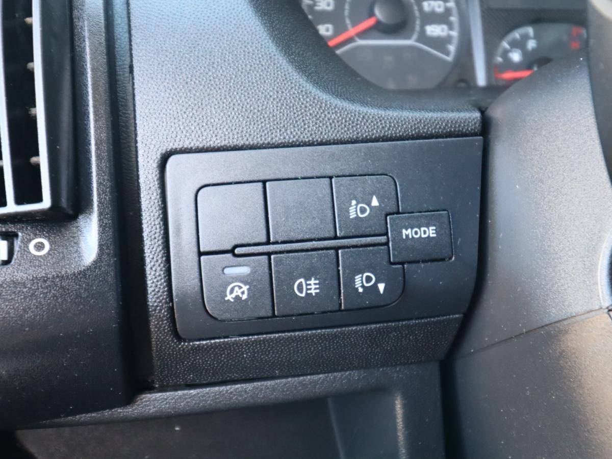 peugeot-boxer-2022-diesel-2179cc