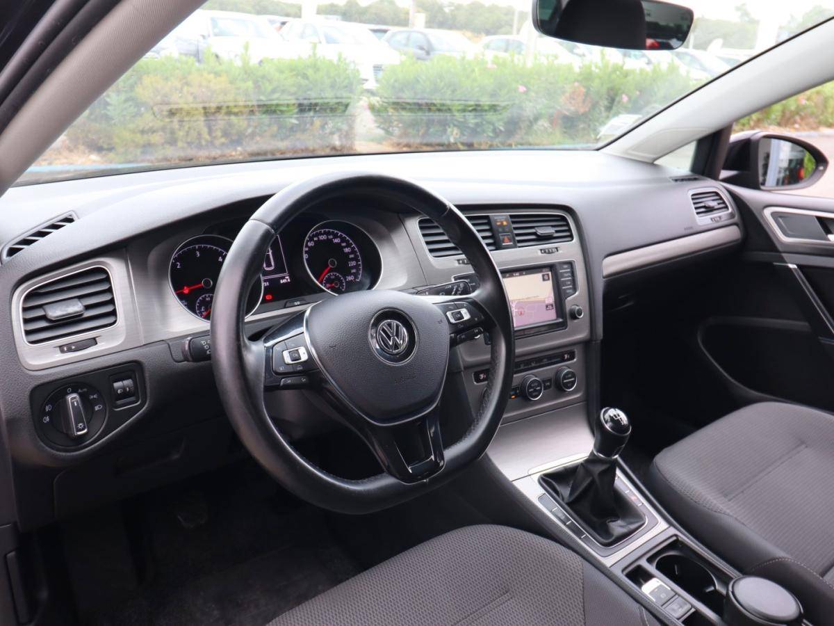 volkswagen-golf-variant-2017-diesel-1598cc