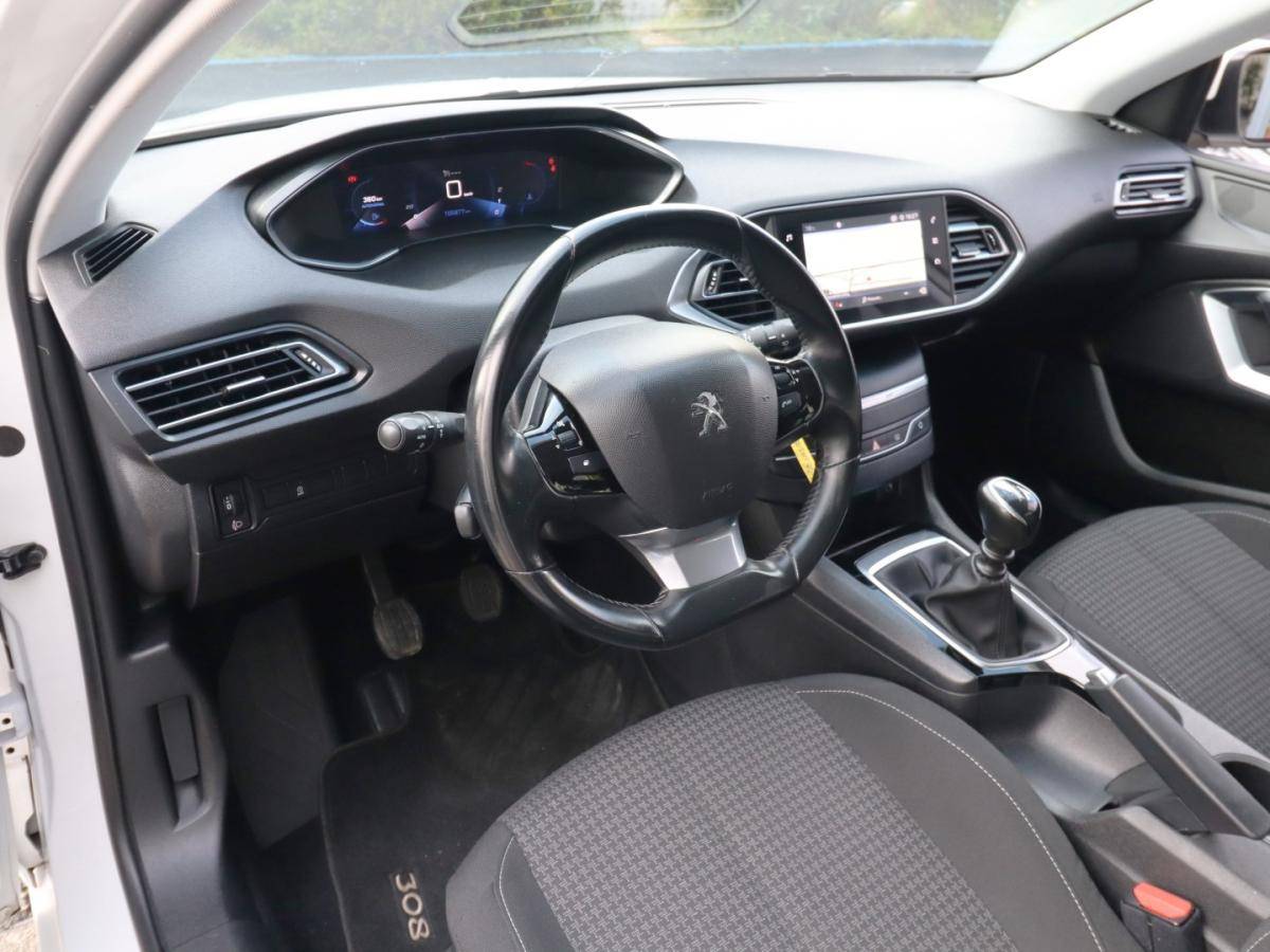 peugeot-308-2021-diesel-1499cc