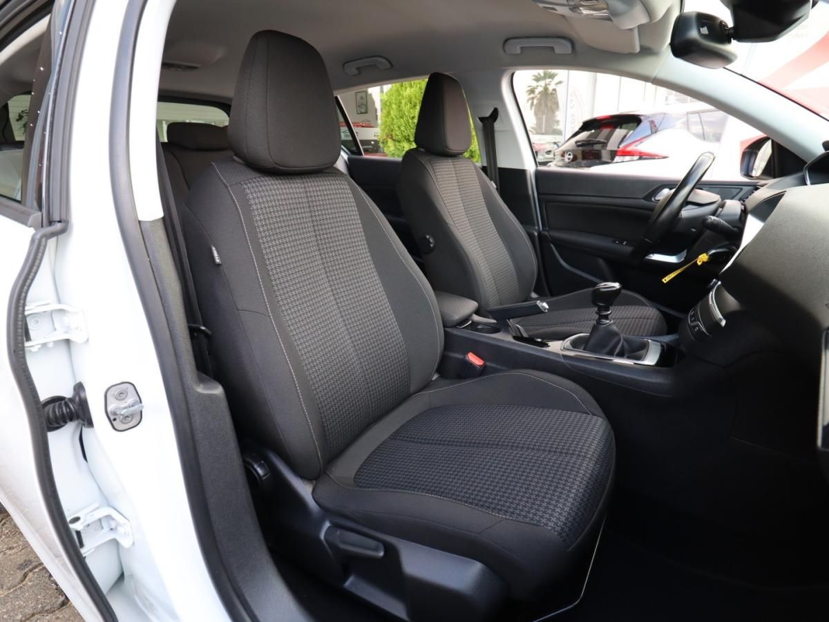 peugeot-308-2021-diesel-1499cc