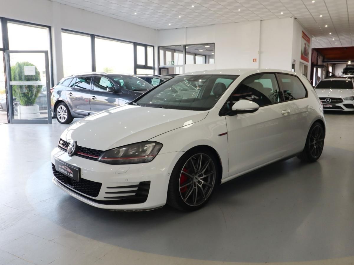 volkswagen-golf-2013-gasolina-1984cc