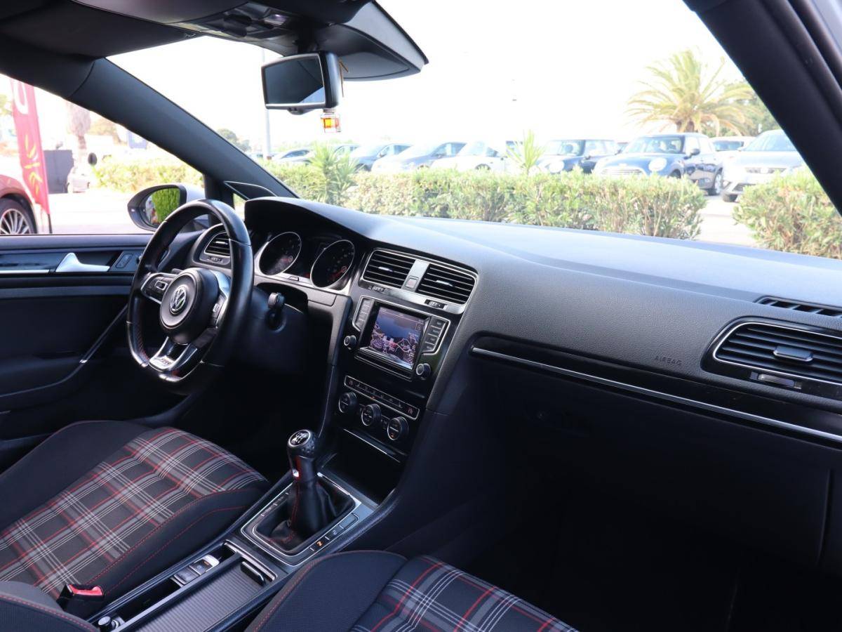 volkswagen-golf-2013-gasolina-1984cc