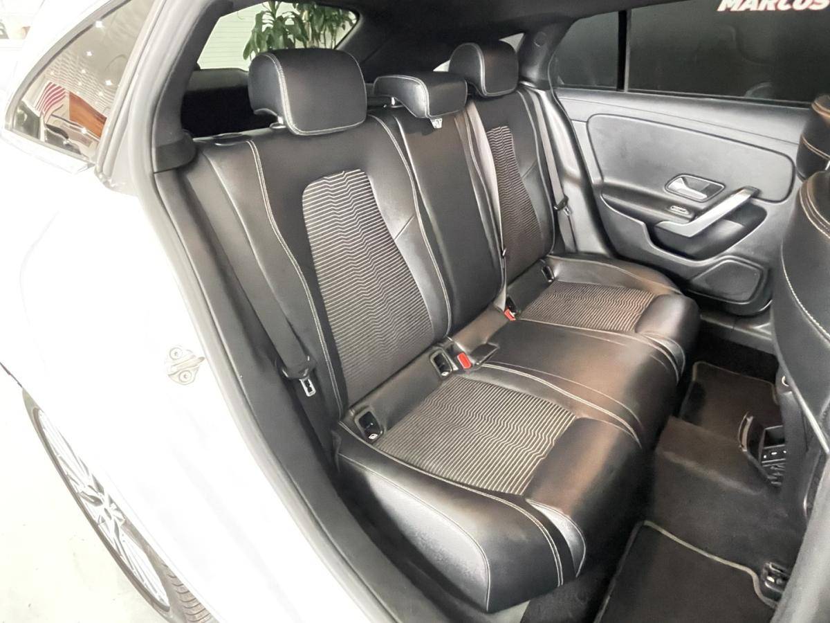 mercedes-benz-cla-2019-diesel-1950cc
