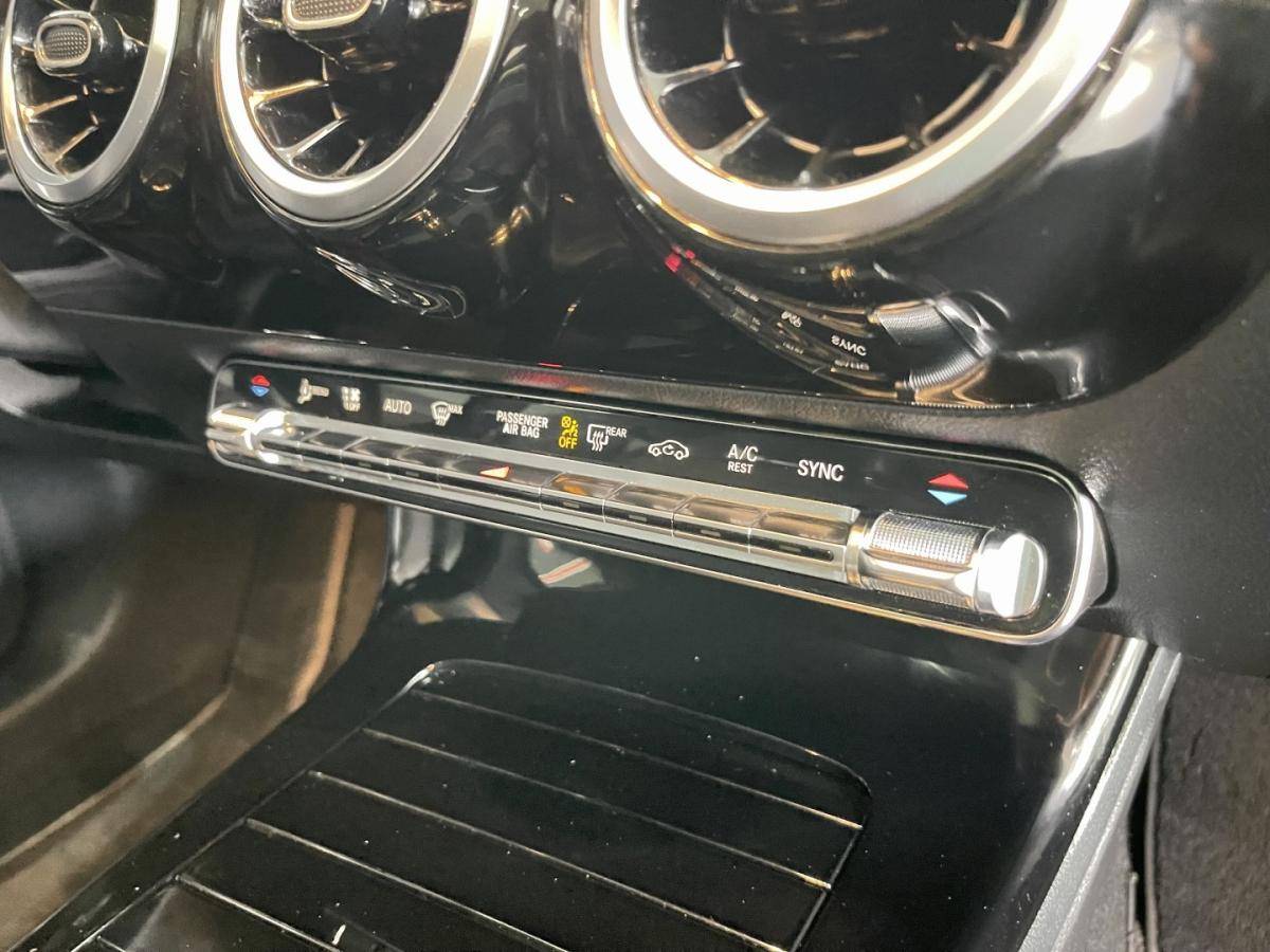 mercedes-benz-cla-2019-diesel-1950cc