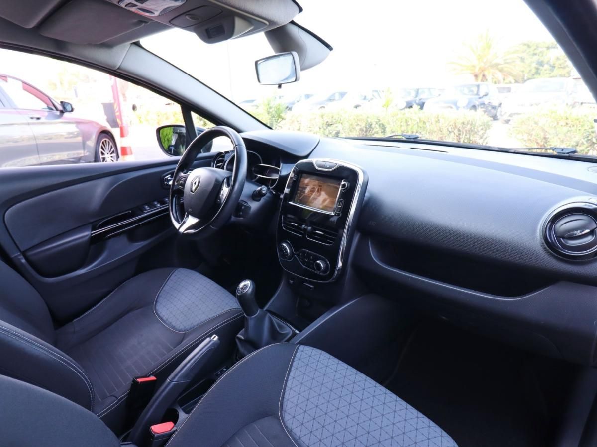 renault-clio-sport-tourer-2013-diesel-1461cc
