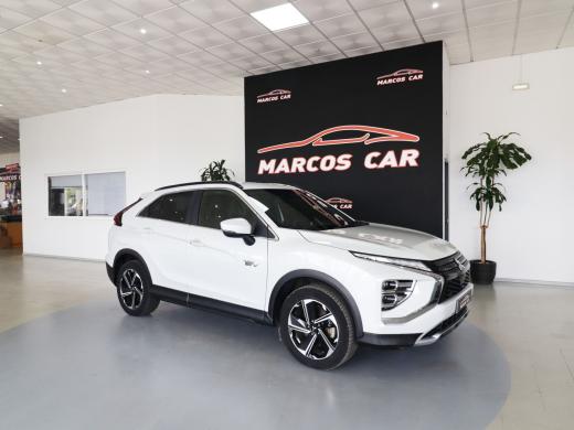 mitsubishi-eclipse-cross-2023-hibrido-2360cc