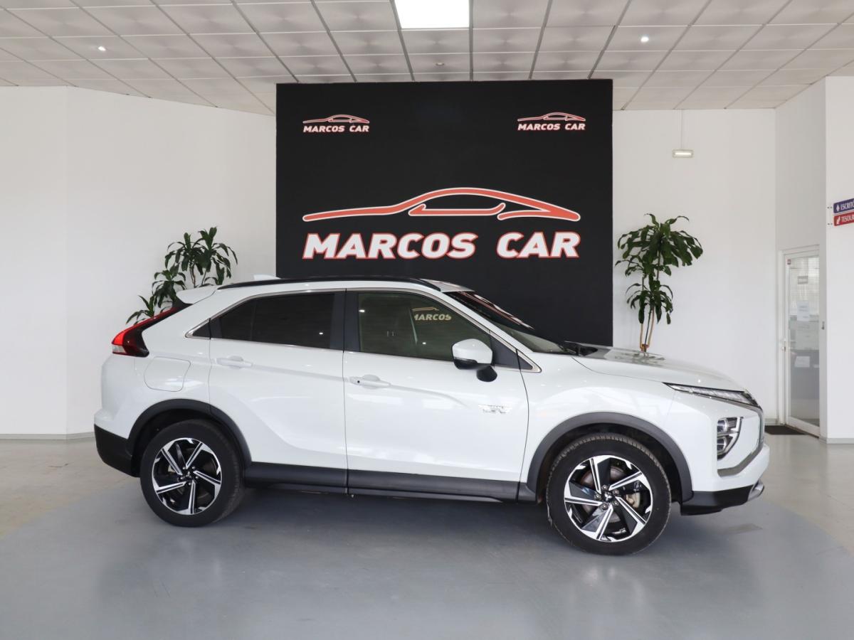 mitsubishi-eclipse-cross-2023-hibrido-2360cc