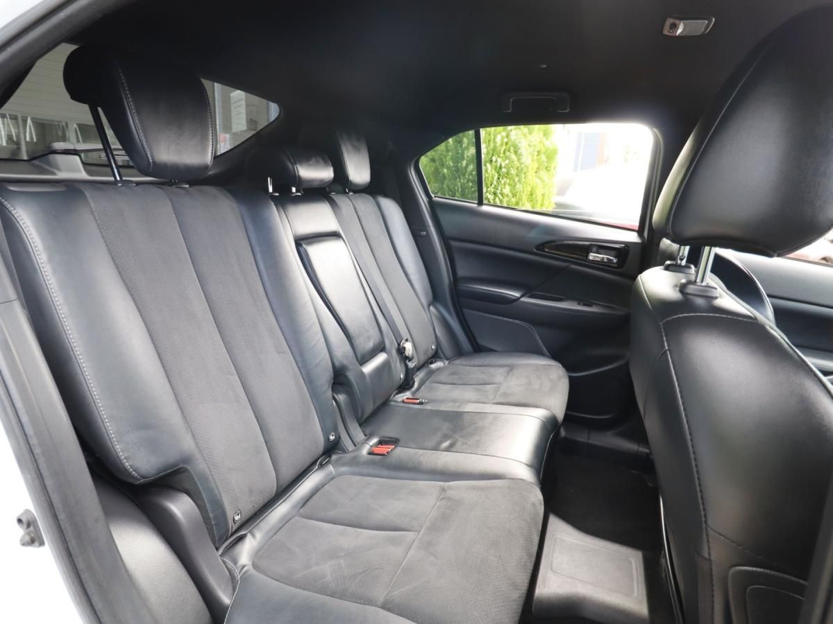 mitsubishi-eclipse-cross-2023-hibrido-2360cc