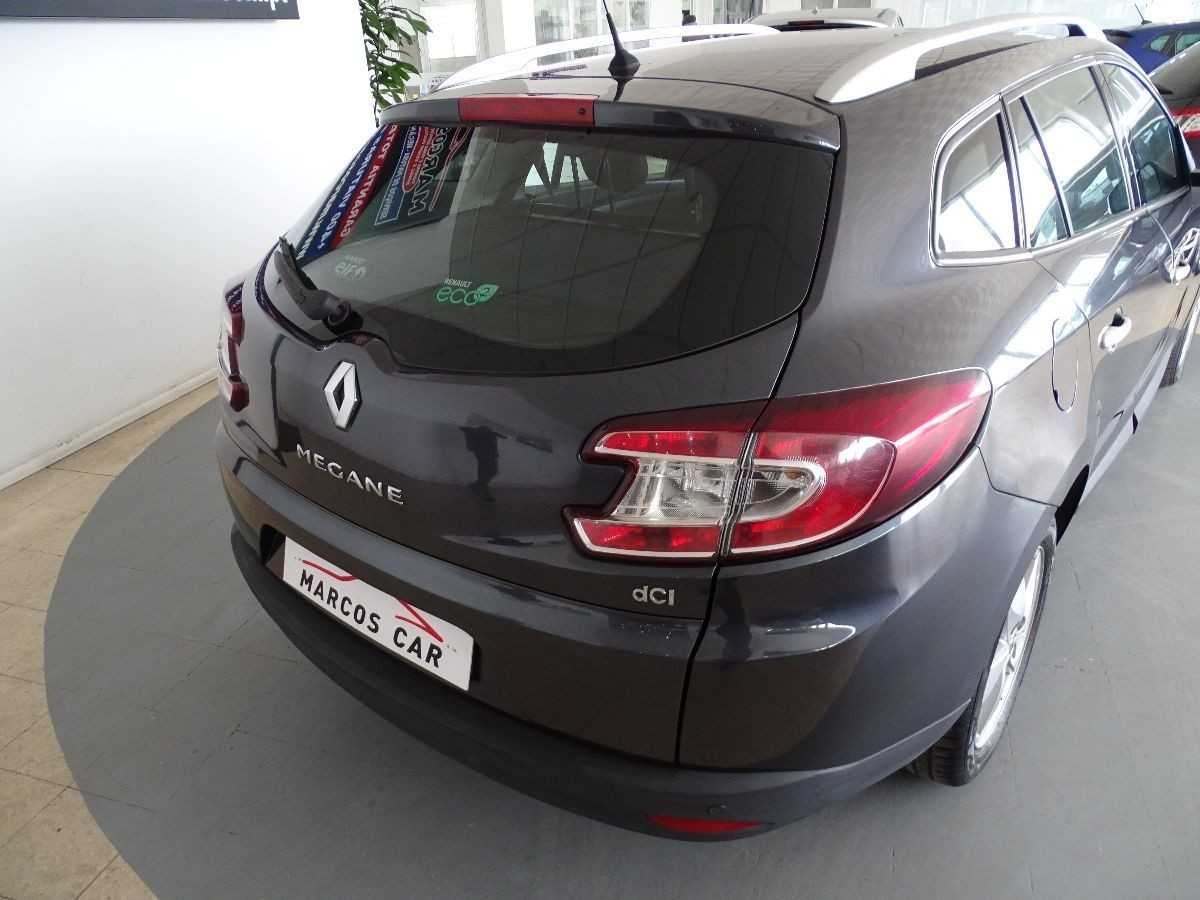 renault-megane-sport-tourer-2011-diesel-1500cc