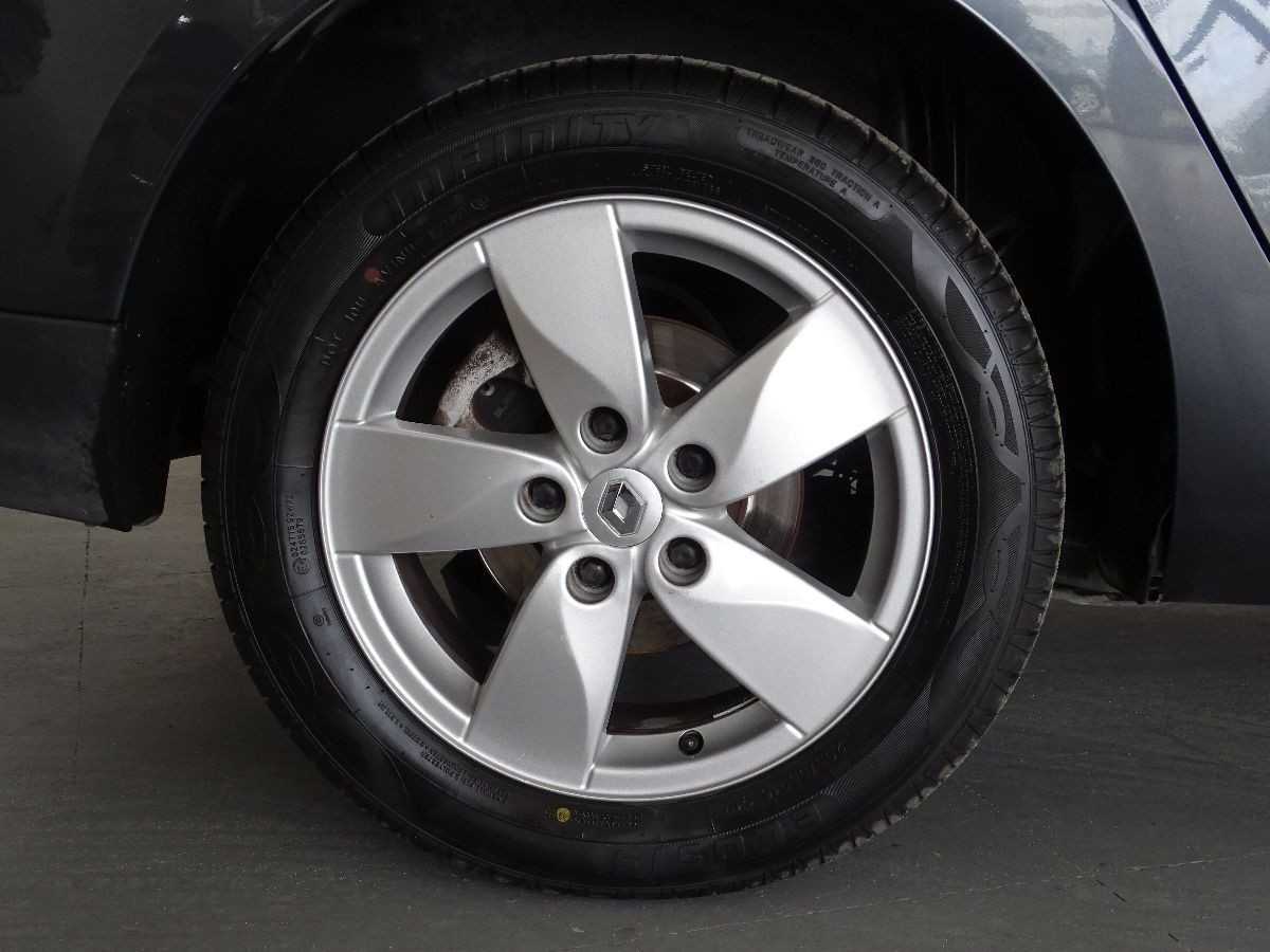 renault-megane-sport-tourer-2011-diesel-1500cc
