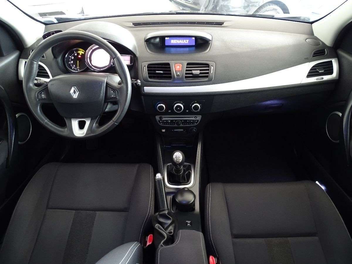 renault-megane-sport-tourer-2011-diesel-1500cc