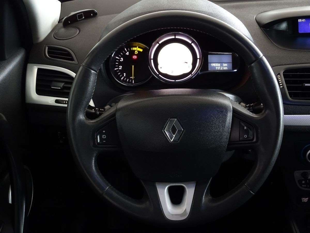 renault-megane-sport-tourer-2011-diesel-1500cc