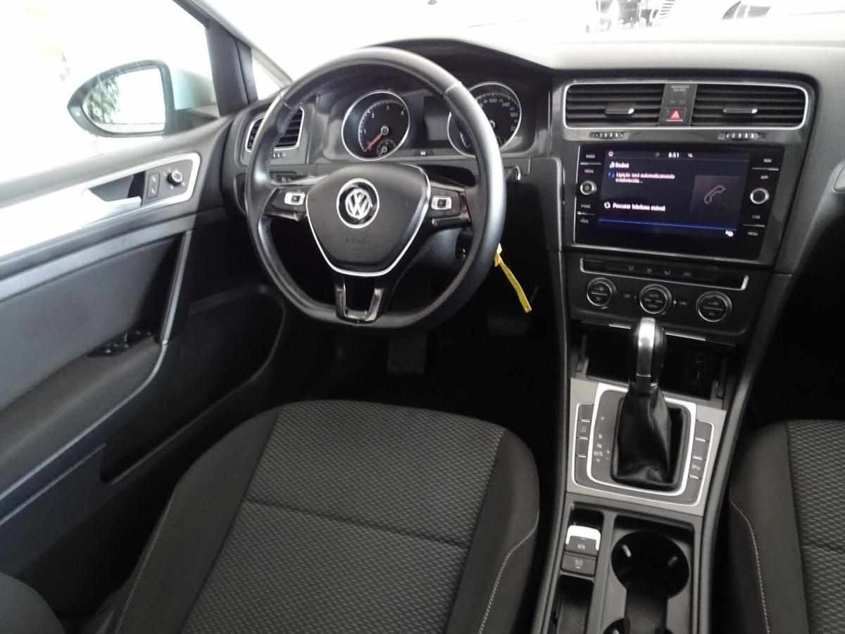 volkswagen-golf-2018-diesel-1600cc