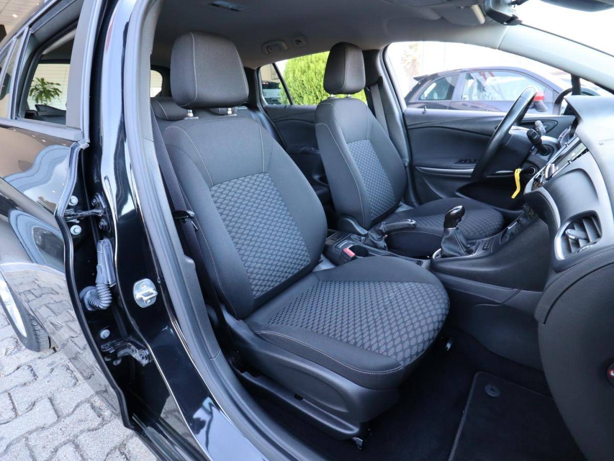 opel-astra-sport-tourer-2021-diesel-1496cc