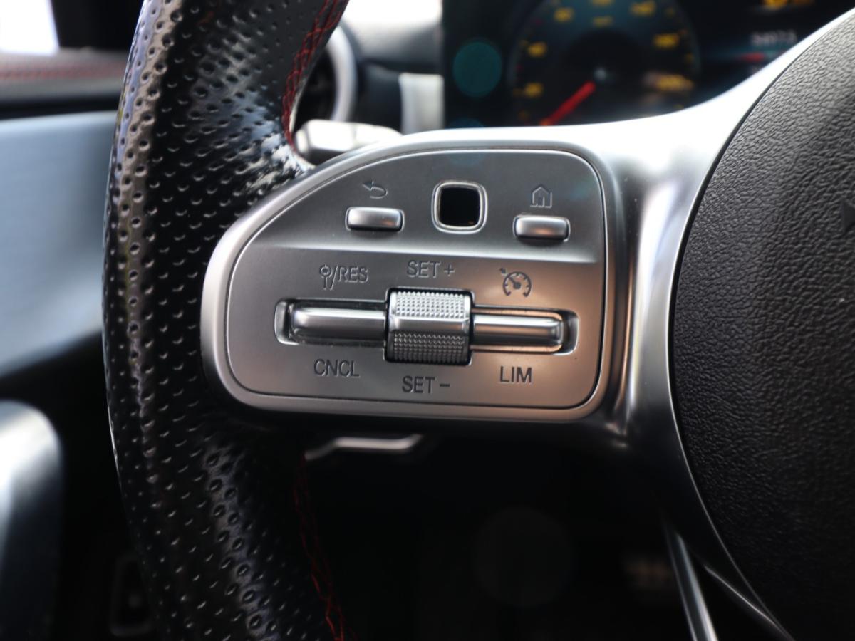 mercedes-benz-cla-2021-hibrido-1332cc