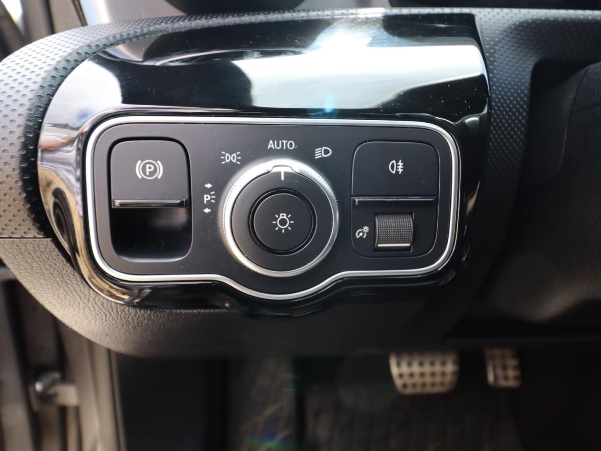 mercedes-benz-cla-2021-hibrido-1332cc