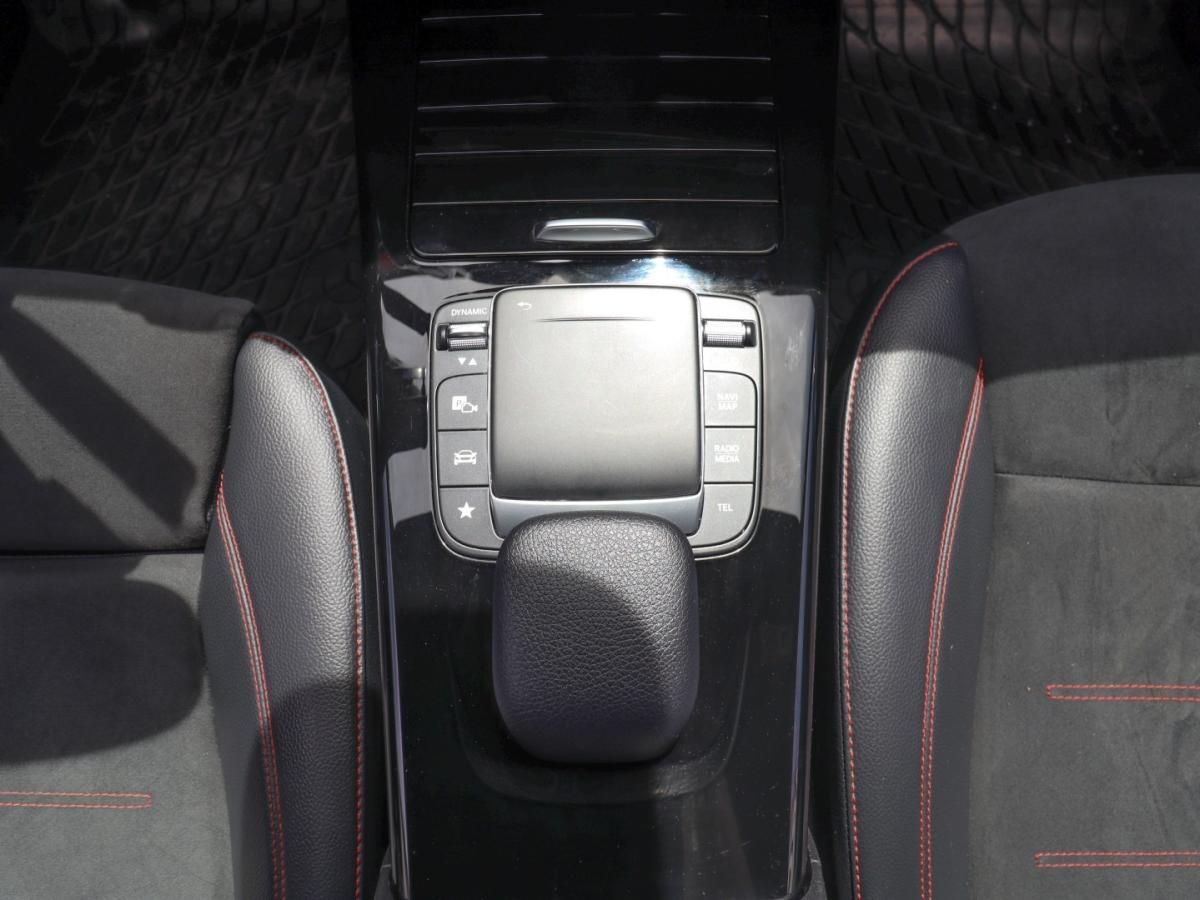mercedes-benz-cla-2021-hibrido-1332cc